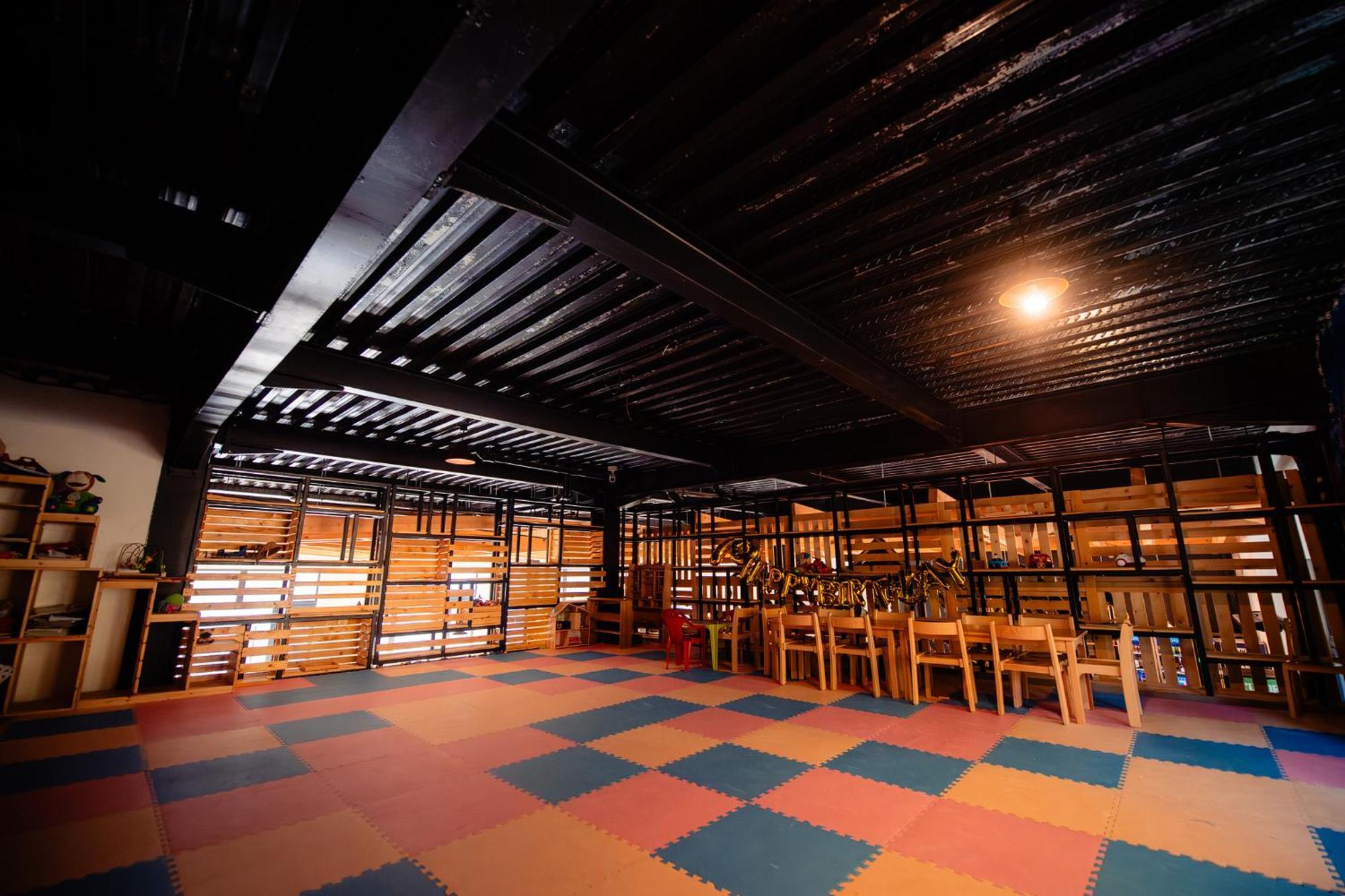 Complexul Turistic Cheile Butii Hotel Cimpu lui Neag ภายนอก รูปภาพ